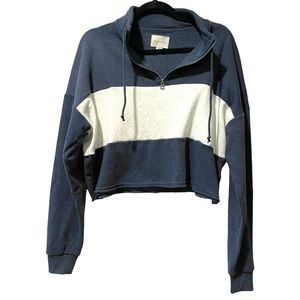 American Eagle Long Sleeve Zip Crop Boyfriend Sweatshirt